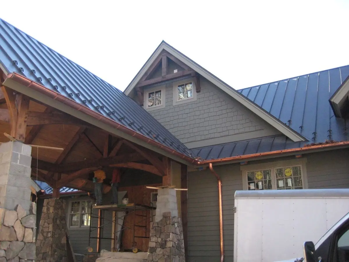 Craftsman Roofing team delivering quality roofing work in Sioux Falls